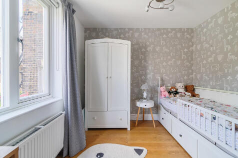 Neal_Street_05