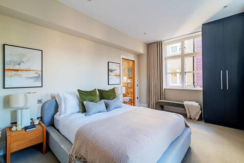 Stukeley_Street_1...