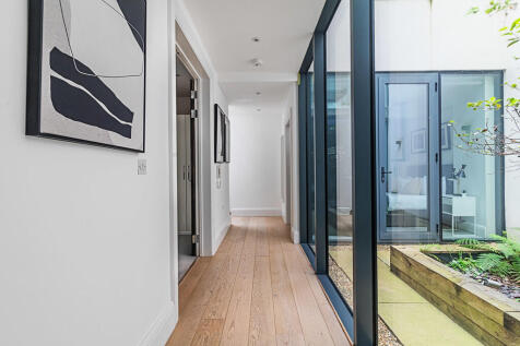 Lincolns_Inn_Fiel...