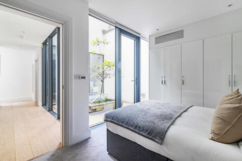 Lincolns_Inn_Fiel...