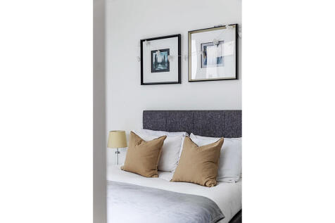 Lincolns_Inn_Fiel...