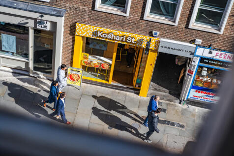 Charing Cross Man...