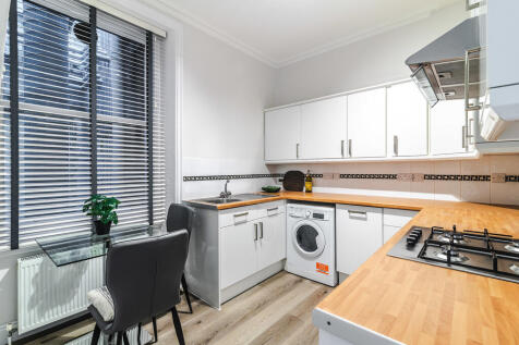 Charing Cross Man...