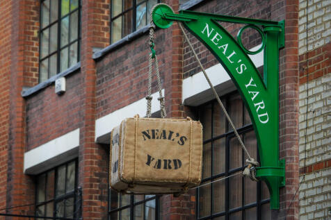 Neal's Yard WC2