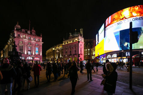 Piccadilly wide s...