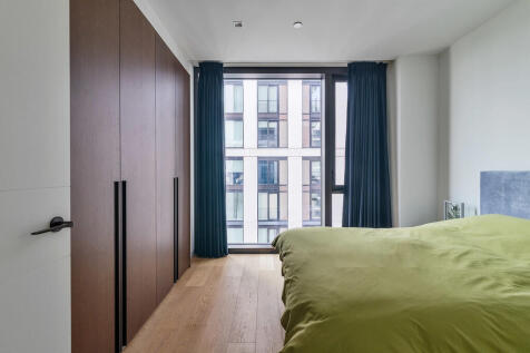 Casson_Square_06