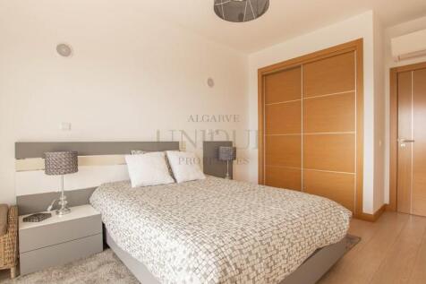 En-suite Badroom