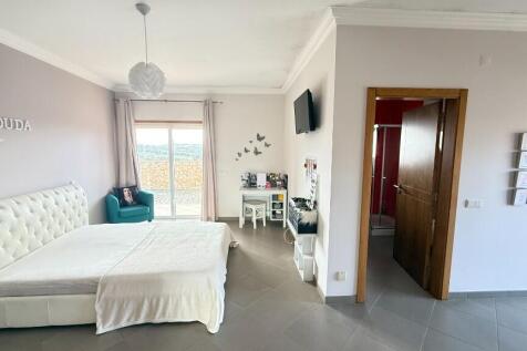 En-suite Bedroom