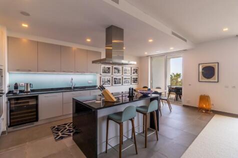 Open plan kitchen