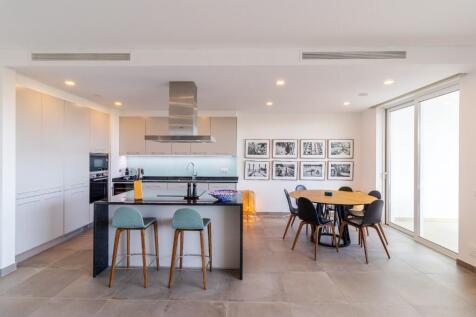 Open plan kitchen