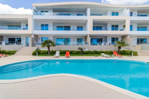 Pool area