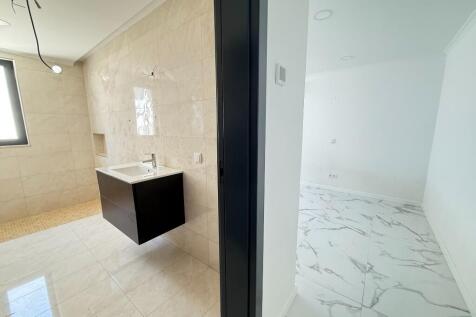 En-suite Bedroom
