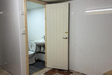 thumbnail_image6.jpg