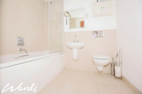 1dfb762a-Bathroom