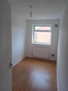 Smaller bedroom