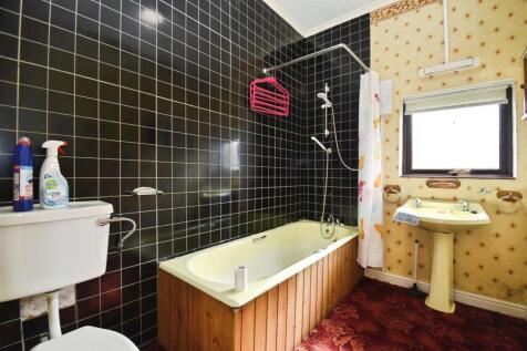 Ground Floor Bathroom