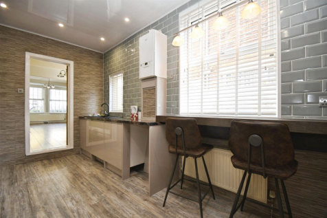 Fitted Kitchen