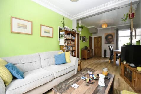 Through Lounge/Dining Room