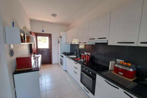Entrace and kitchen