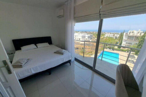 Seaview bed 3