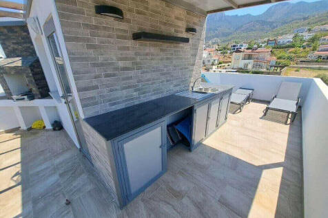Entertain on roof!