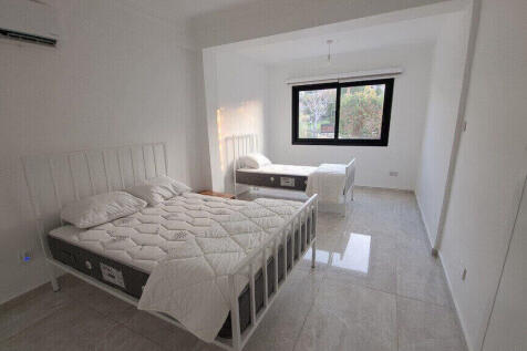 ground flr bedroom