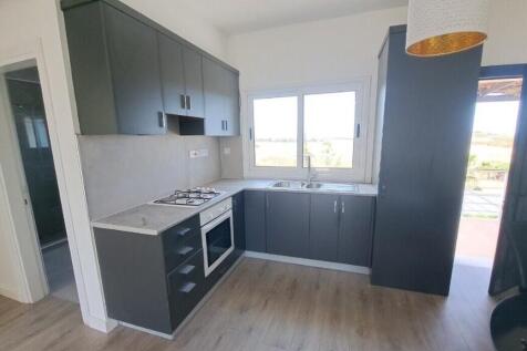 entrance, kitchen
