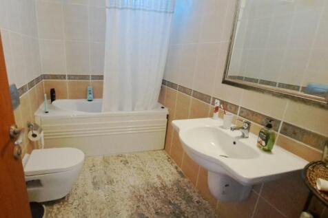 upstairs bathroom