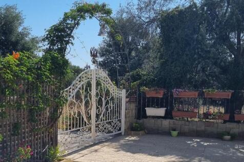 Gate entrance