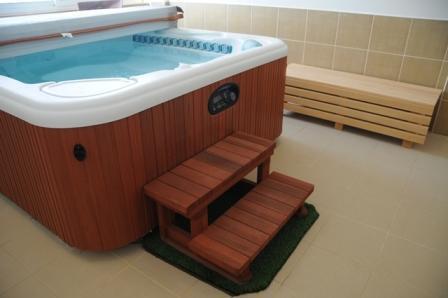 Jacuzzi