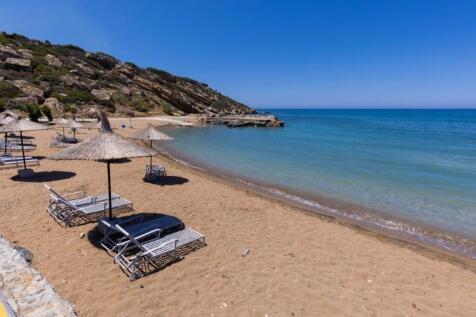 100m to beach