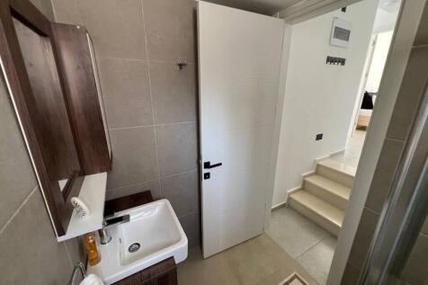 downstairs shower