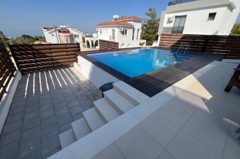 Private pool