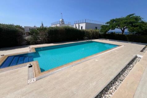 10 x 5 pool