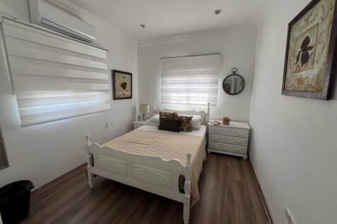 downstairs bed1