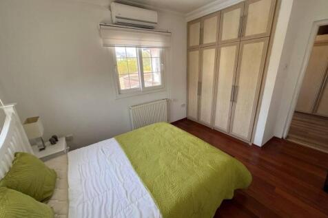 guest bedroom 1