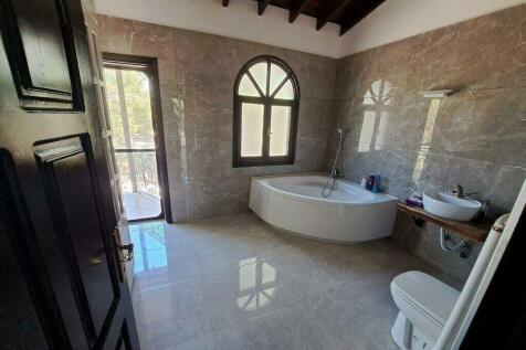 Master ensuite