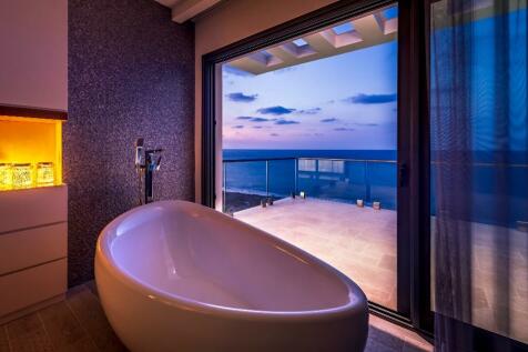 luxury bathrooms