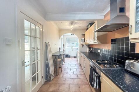 KITCHEN/UTILITY