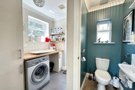 Utility Room/WC