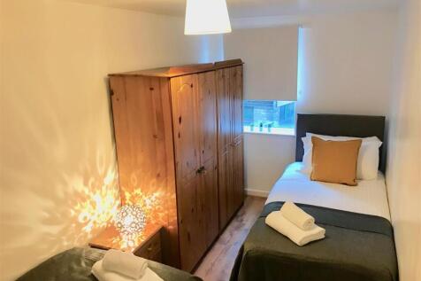 parrish bedroom 1.jpeg