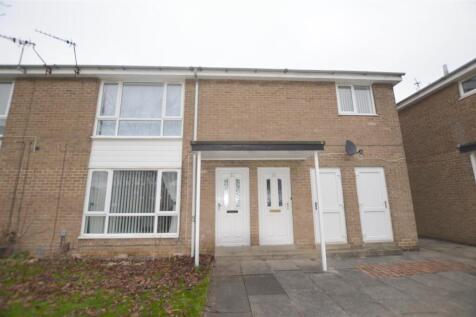 33 Barmouth Close Front Exterior.JPG