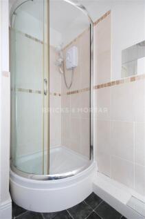 JBb9PrO0_H7SQs-jrvn9TbrlmME.jpg