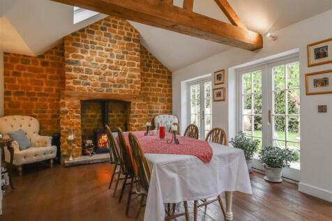 Dining Room/Reception Room 2
