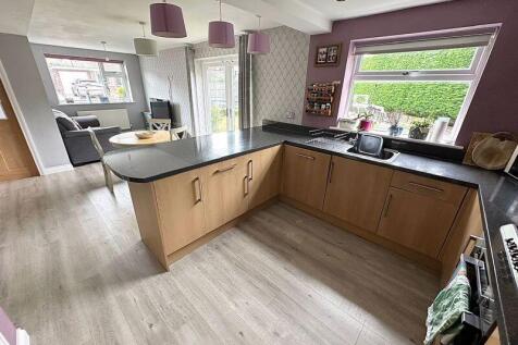 Family Room/ Kitchen