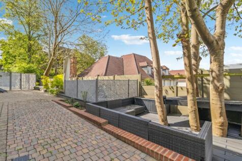Property Image 25