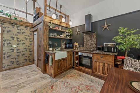 Property Image 43