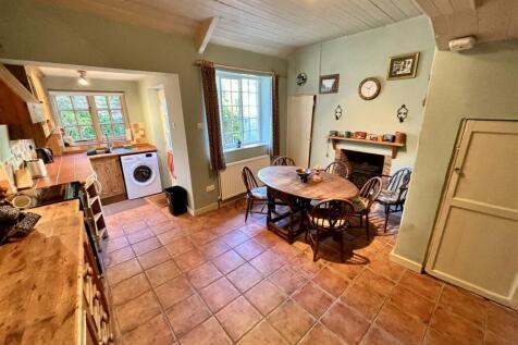 Open Plan Kitchen and Dining Room