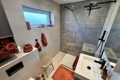 Shower Room/WC