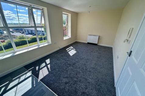 Open Plan Living/Dining Room and Kitchen